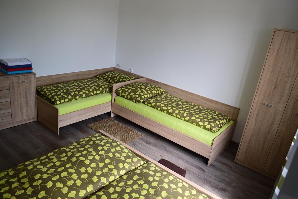 Apartmany Lenko - Near Thermal Aquapark Tatralandia Липтовски-Микулаш Экстерьер фото