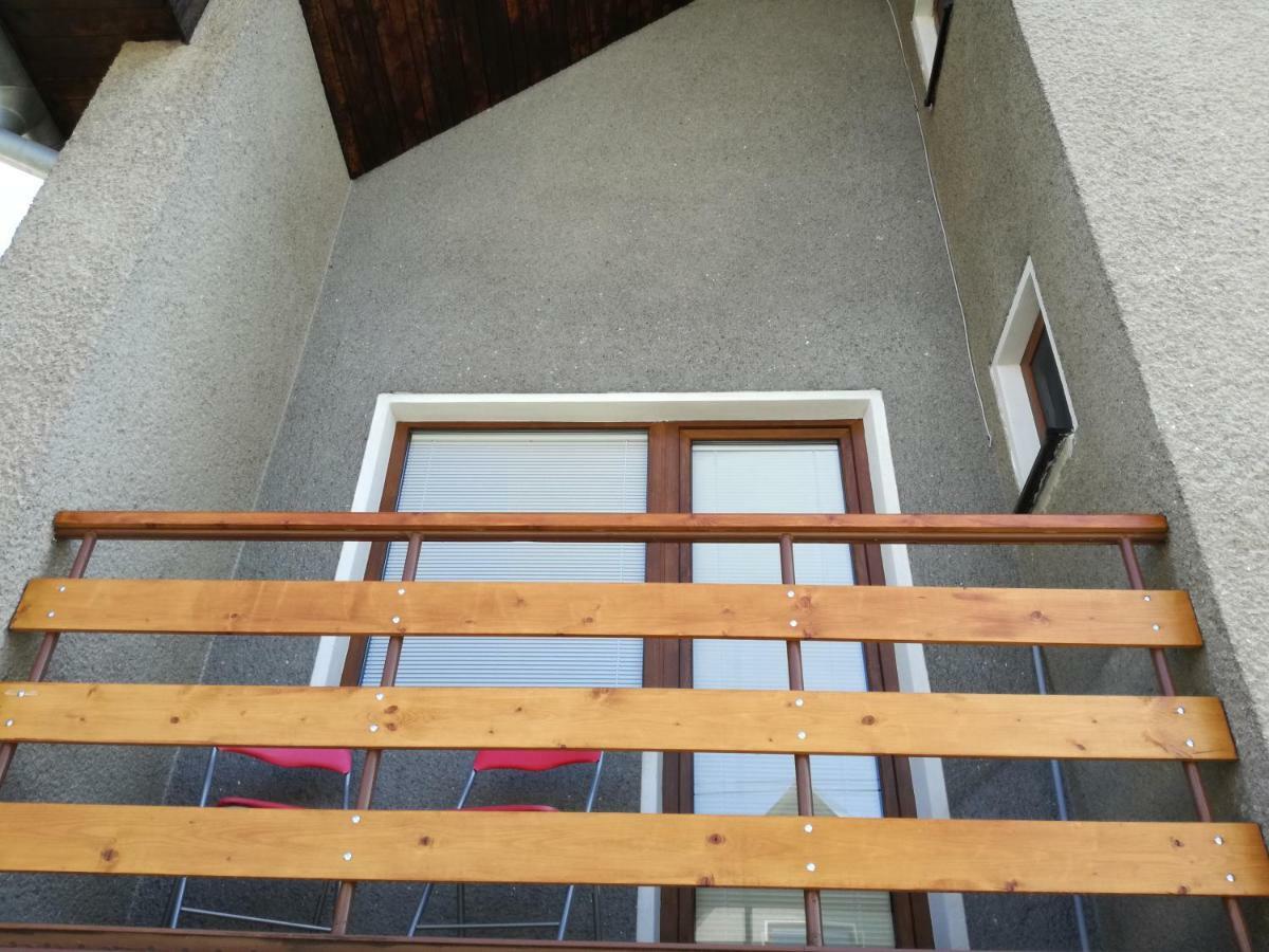 Apartmany Lenko - Near Thermal Aquapark Tatralandia Липтовски-Микулаш Экстерьер фото