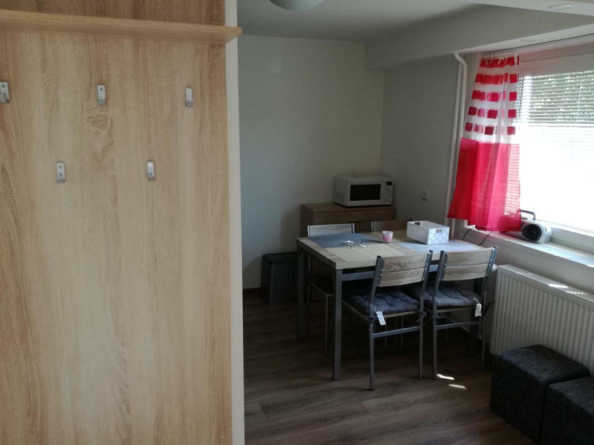 Apartmany Lenko - Near Thermal Aquapark Tatralandia Липтовски-Микулаш Экстерьер фото