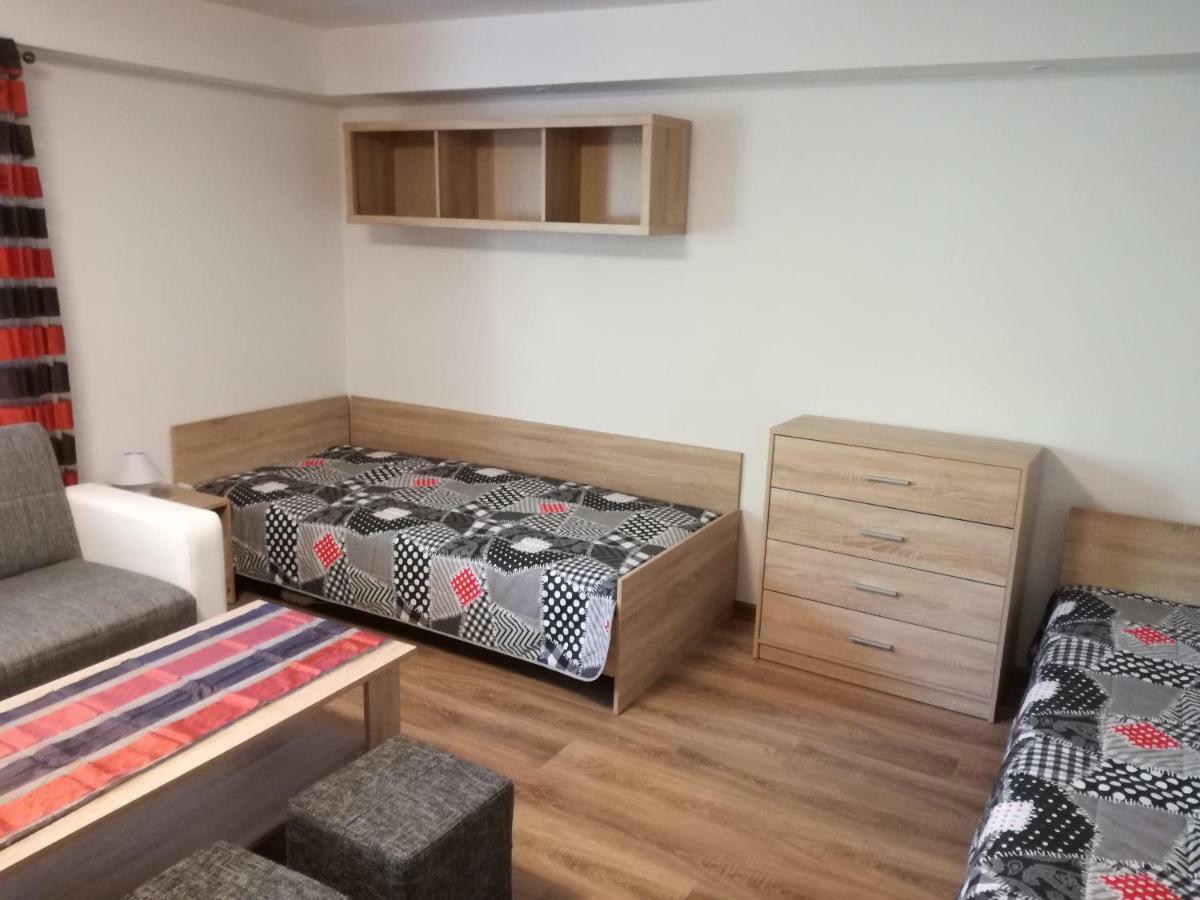 Apartmany Lenko - Near Thermal Aquapark Tatralandia Липтовски-Микулаш Экстерьер фото
